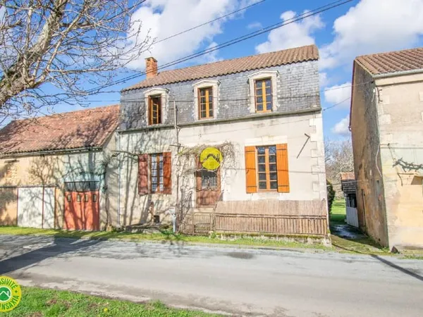 Maison à rénover avec hangar