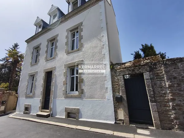 Magnifique maison de ville de la fin du XIX siècle 214 m² habitables