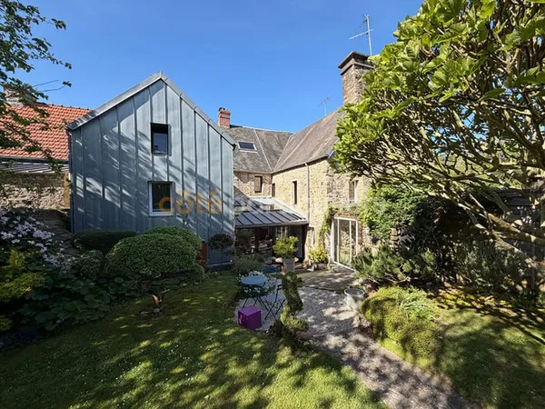Maison Coutances 12 pièce(s) 200 m2