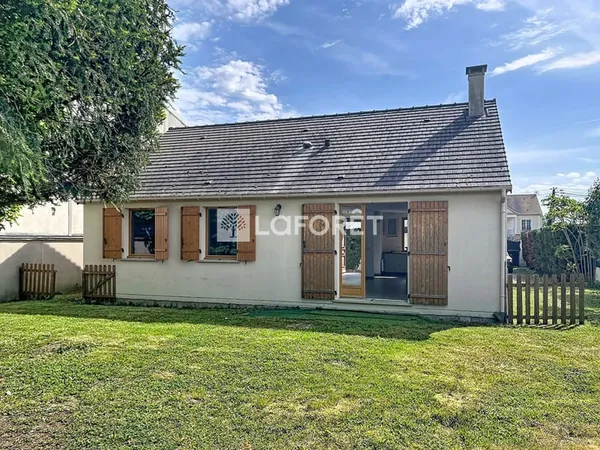 Maison de plain pied - Bouafle 4 pièce(s) 85 m2 + garage