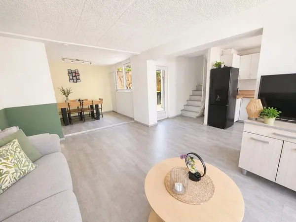 MAISON RENOVEE VENDUE LOUEE