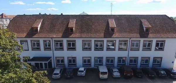 MUTZIG - Opportunité - combles aménageables - 285m² au sol