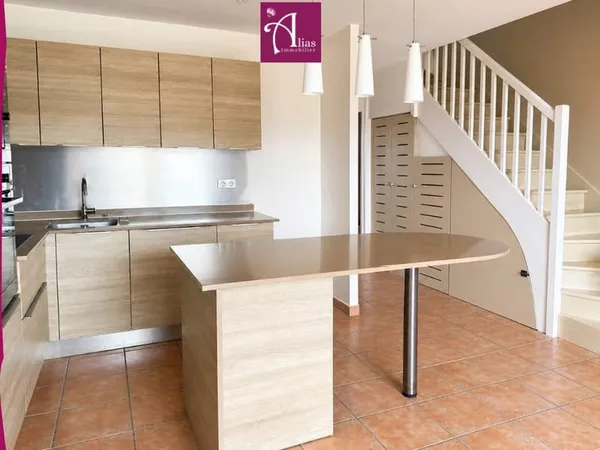 À louer Appartement T3 duplex Vue mer Route des Hôtels