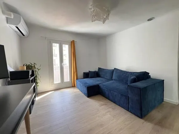 A LOUER T2 DERNIER ETAGE CAMAS
