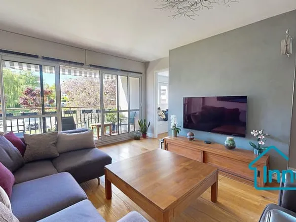 APPARTEMENT 5P - 97 m² - NOISY LE ROI