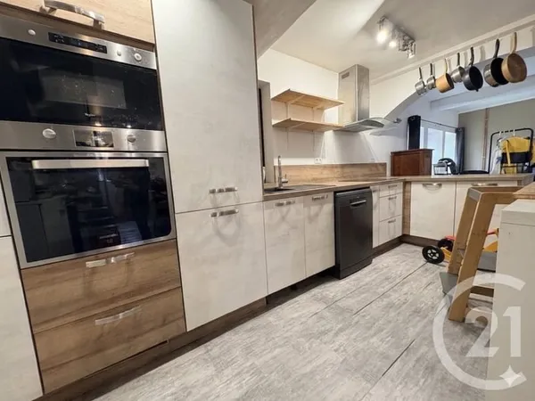Maison 4 pièces 111 m²