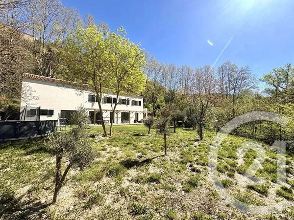 Maison 5 pièces 166 m²