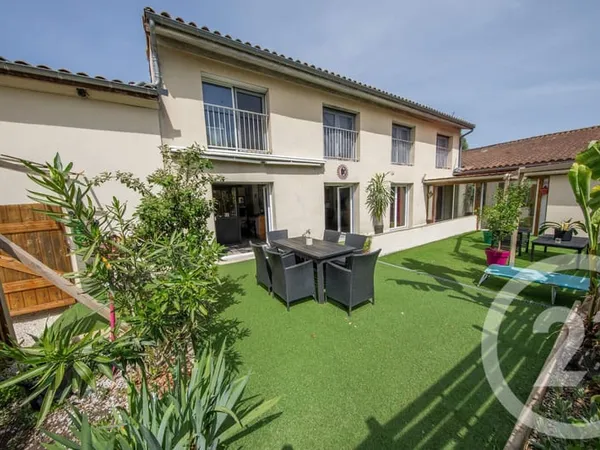 Maison 5 pièces 138 m²