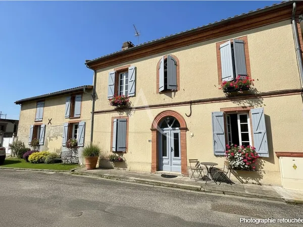 TOULOUSAINE T6 255m² avec piscine et salle de cinéma