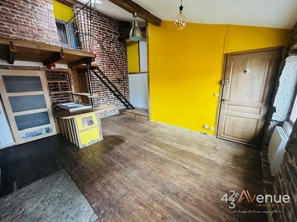 QUARTIER BAS FAURIEL/CHAVANELLE DUPLEX de type 3 Pièces à louer