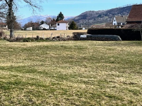 Terrain 780 m²