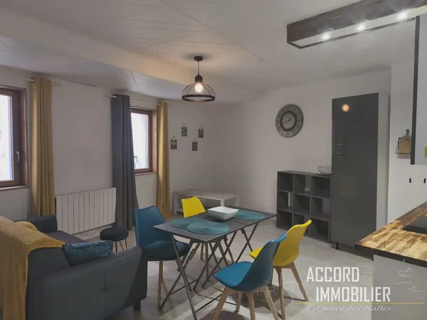 APPARTEMENT T2 MEUBLE- 41.72M2- BEZIERS LES HALLES