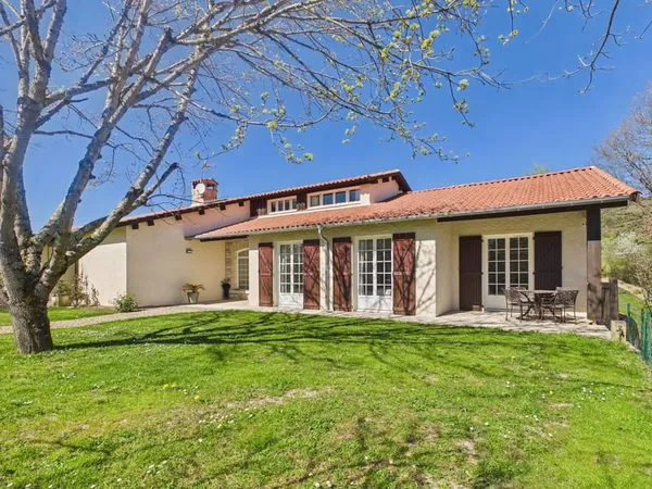 Cordes-sur-Ciel - Villa économe en énergie avec piscine