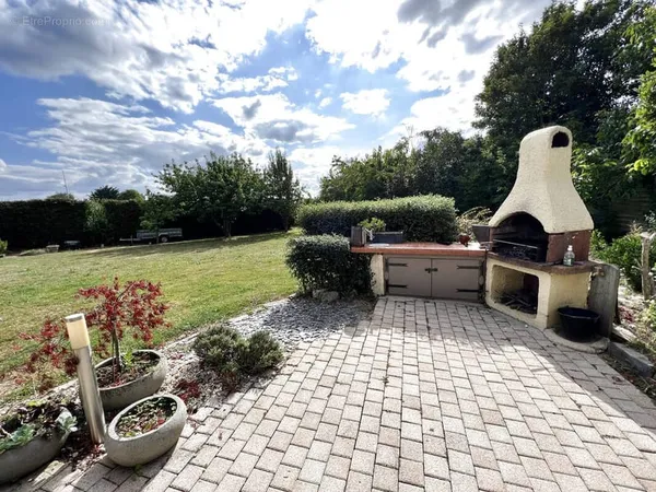 Maison 6 pièces de 165 m2