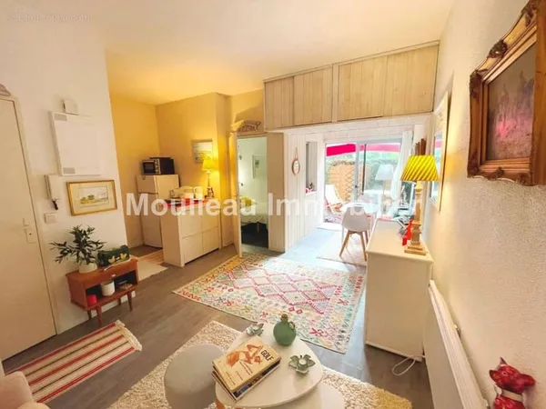 Appartement de Type 1 bis avec une chambre et une terrasse au Moulleau