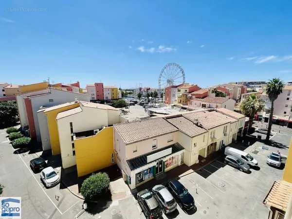 Réf : 1733 - Vente Appartement 3 Pièces traversant avec vue Port !