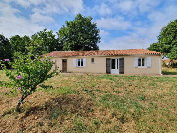 Plain pied 3 chambres et grand jardin