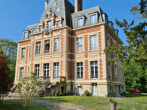 Appartement chateau st corneille a verberie