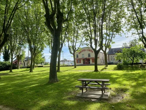 Terrain 228 m²