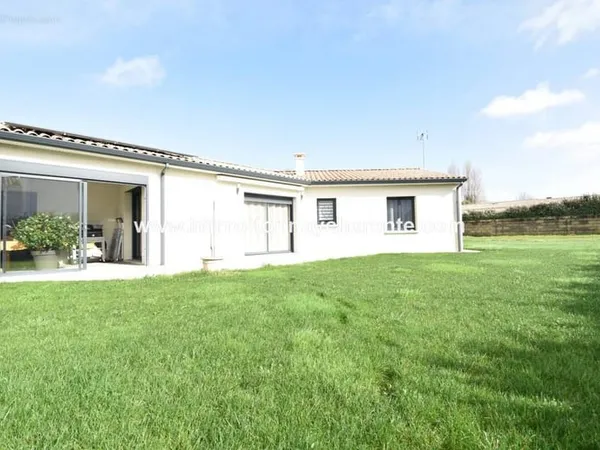 Maison à Tonnay-Charente