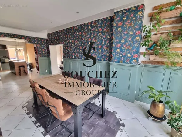 Maison 8 pièces 155 m²