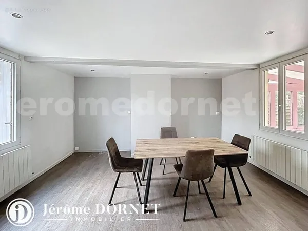 Maison 4 pièces 77 m²