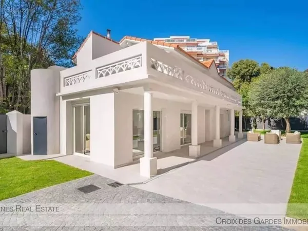Villa Prestige Cannes Centre - Jardin 900m² à pied de la Croisette