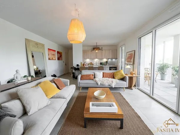 Appartement Bordeaux 4 pièce(s) 94 m2 + terrasse 28m² vue Garonne