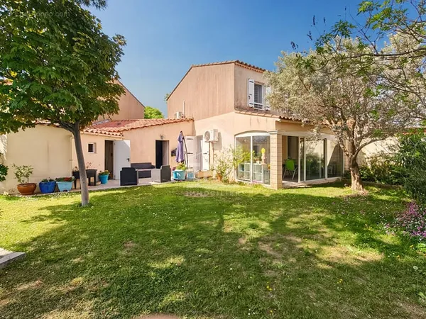 Maison 4 pièces 82 m²