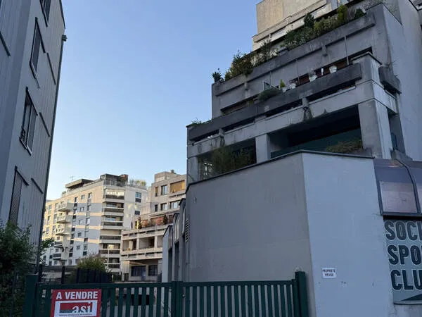 Commerce 47 m²