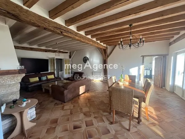 Maison 7 pièces 166 m²