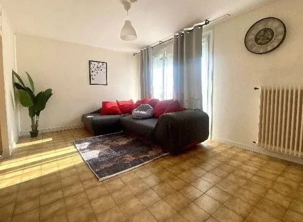 Appartement 5 pièces 90 m²
