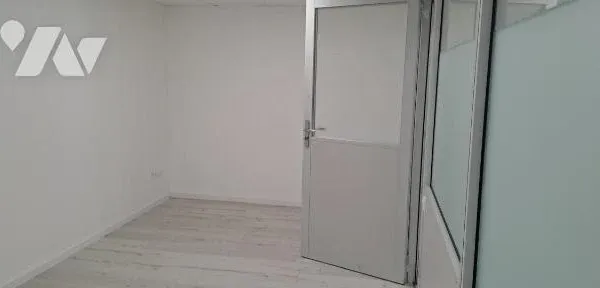 Local d’activité et entrepôt Location Amiens   500€