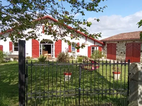 Maison 9 pièces 280 m²