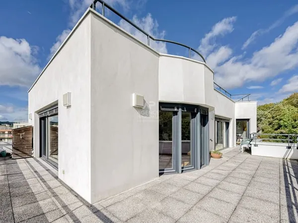 Appartement 6 pièces 164 m²