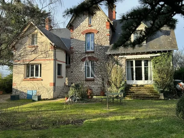 Maison 7 pièces 209 m²