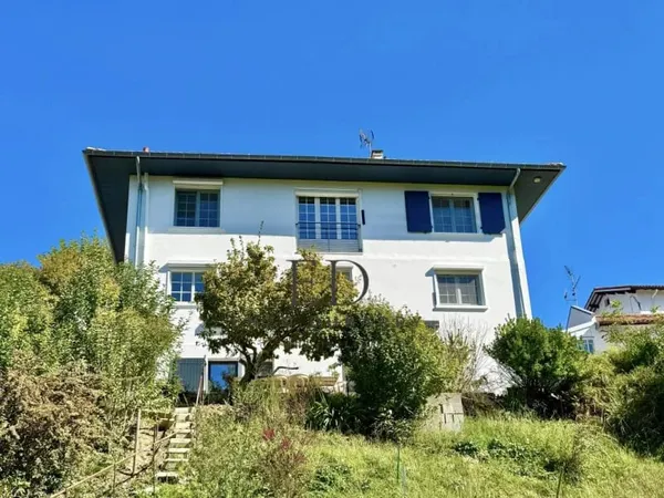 Maison 7 pièces 206 m²