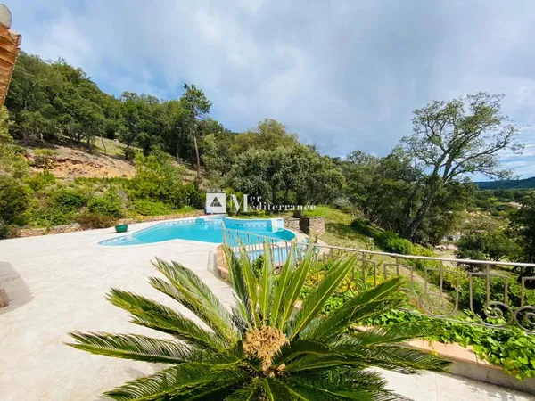 Maison 7 pièces 193 m²
