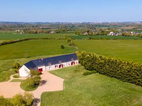 Maison 15 pièces 354 m²