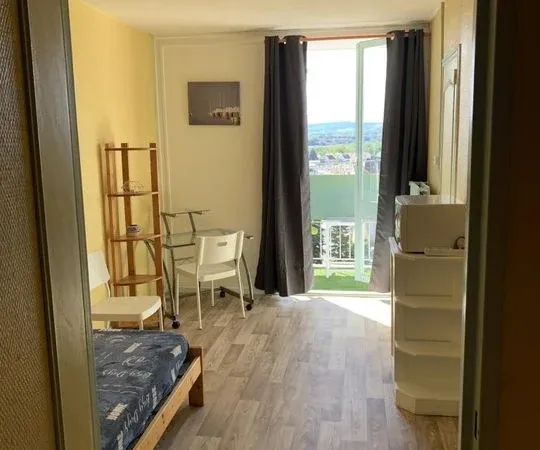 Studio 1 pièce 19 m²