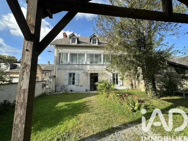 Maison 6 pièces 192 m²