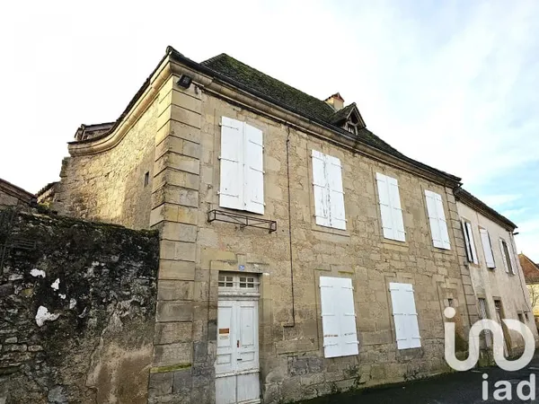 Maison 2 pièces 180 m²