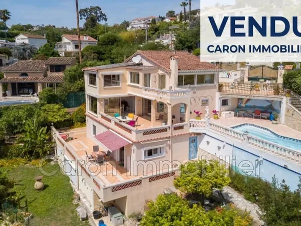 Villa 7 pièces 172 m²