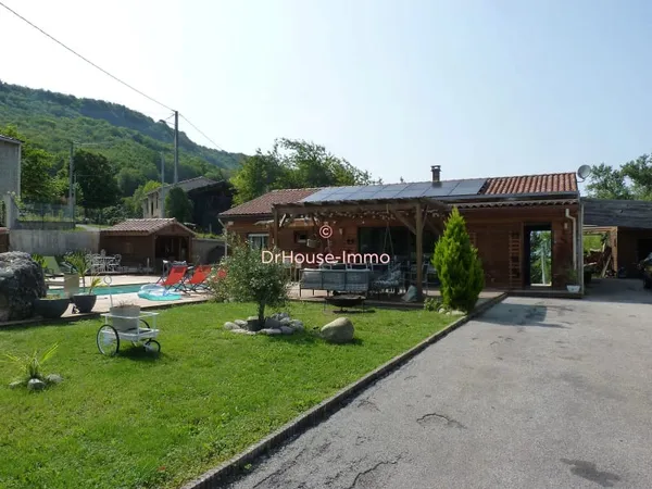 Maison 5 pièces 148 m²