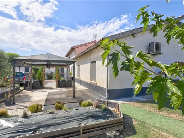 Maison 10 pièces 170 m²