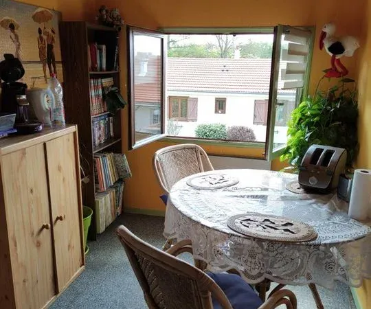 Chambre 1 pièce 11 m²