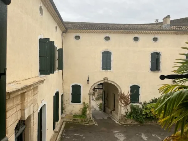 Château 1300 m²