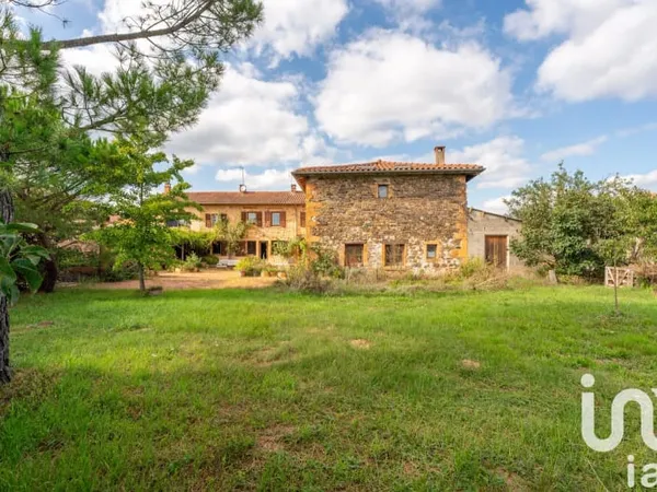 Maison 9 pièces 265 m²