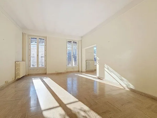 Appartement 5 pièces 158 m²