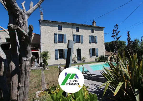 Maison 7 pièces 225 m²
